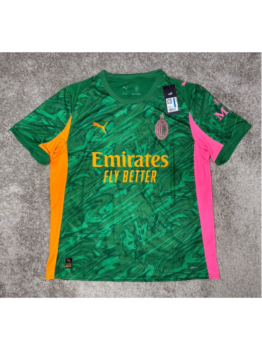 Men's Puma AC Milan 2025/26 Goalkeeper Third Jersey Green Mens XL NWT